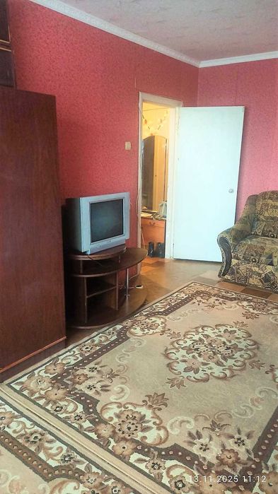 Здається 1 кімнатна квартира р-н Лазурний