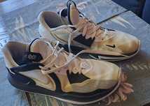 Buty kyrie low 5 rozmiar 43.Jak na buty używane to stan idealny