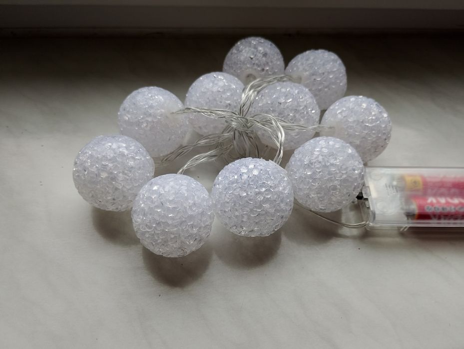 Girlanda łańcuch świetny kule LED, lampki świąteczne