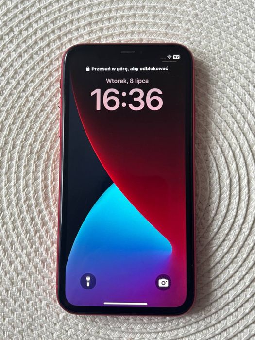 iPhone 11 64 GB (RED) – Idealny stan – Bateria 74% + etui