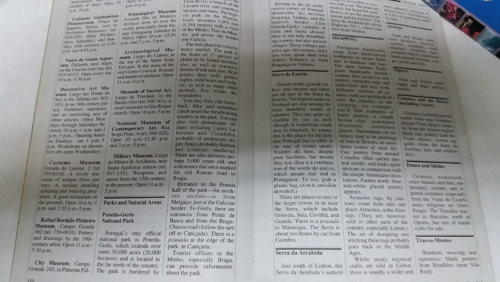 Livro " Portugal" de Insight Guides, APA Publications
