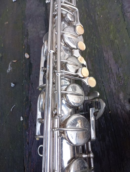 Продам саксофон.