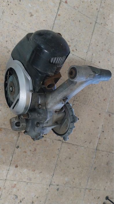Motor Vespa 125