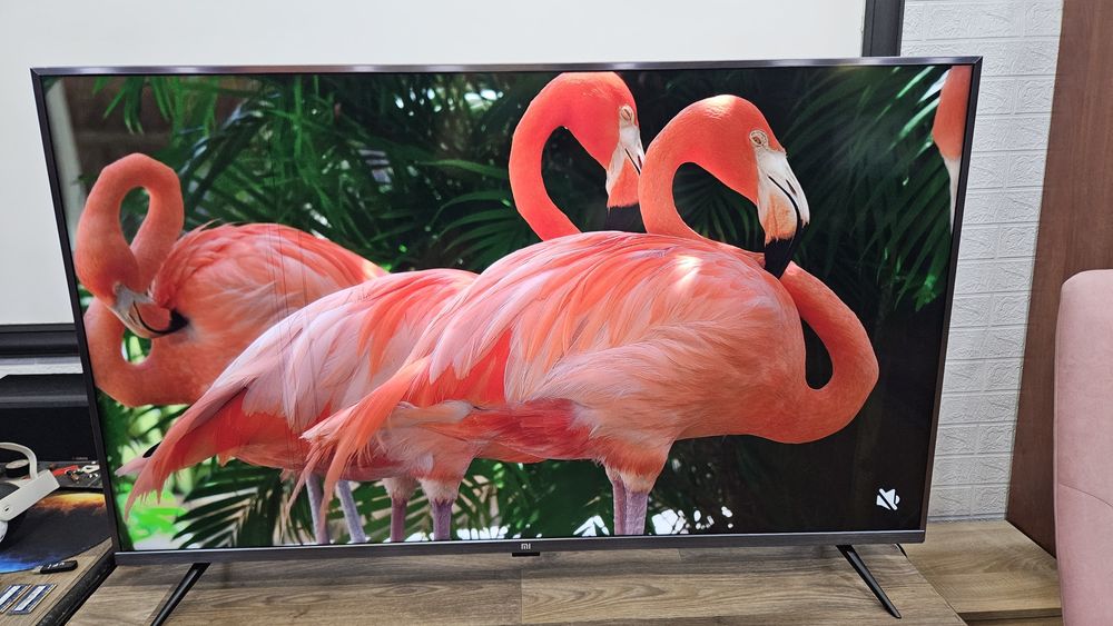 Телевізор xiaomi 50 дюймів 4к з полосками
