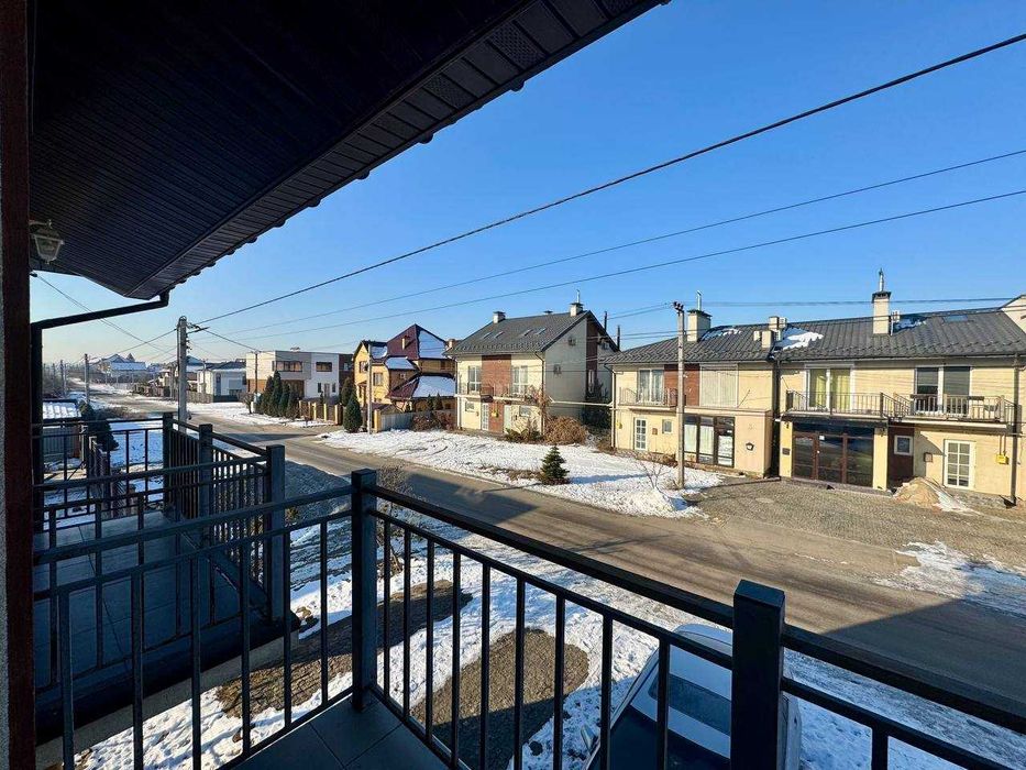 Оренда таунхаусу, Гатне