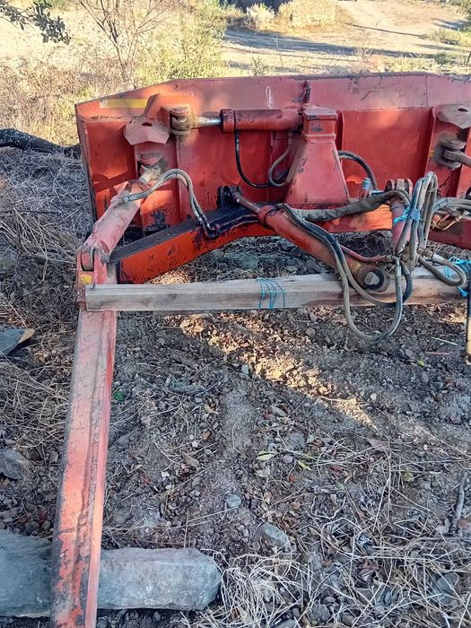 Bulldozer para trator