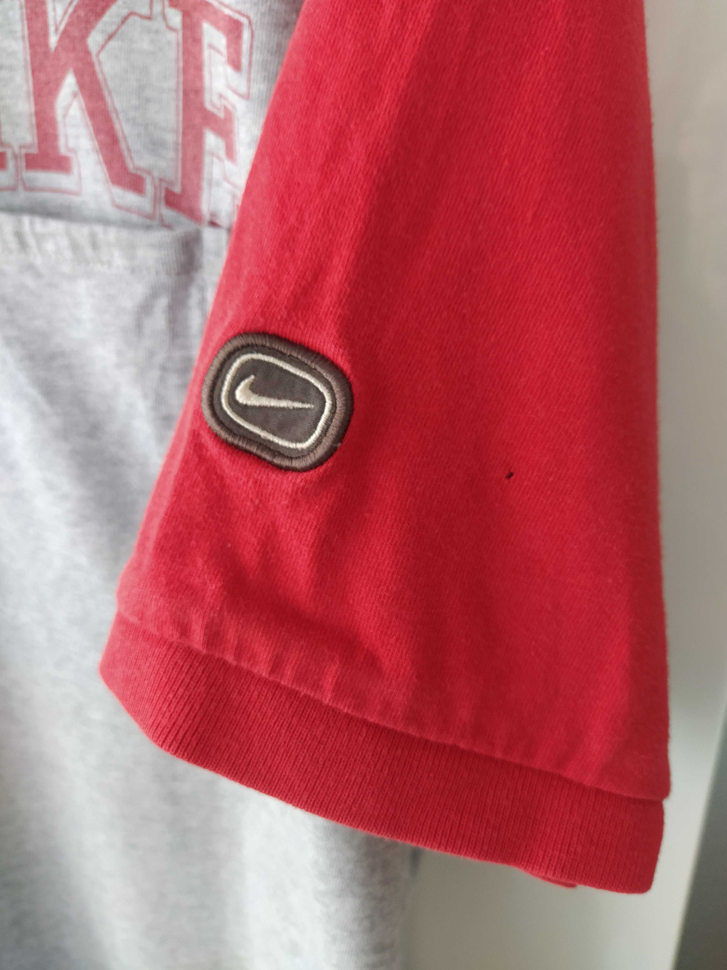NIKE szaro czerwona koszulka z kapturem i numerem 7 roz. L