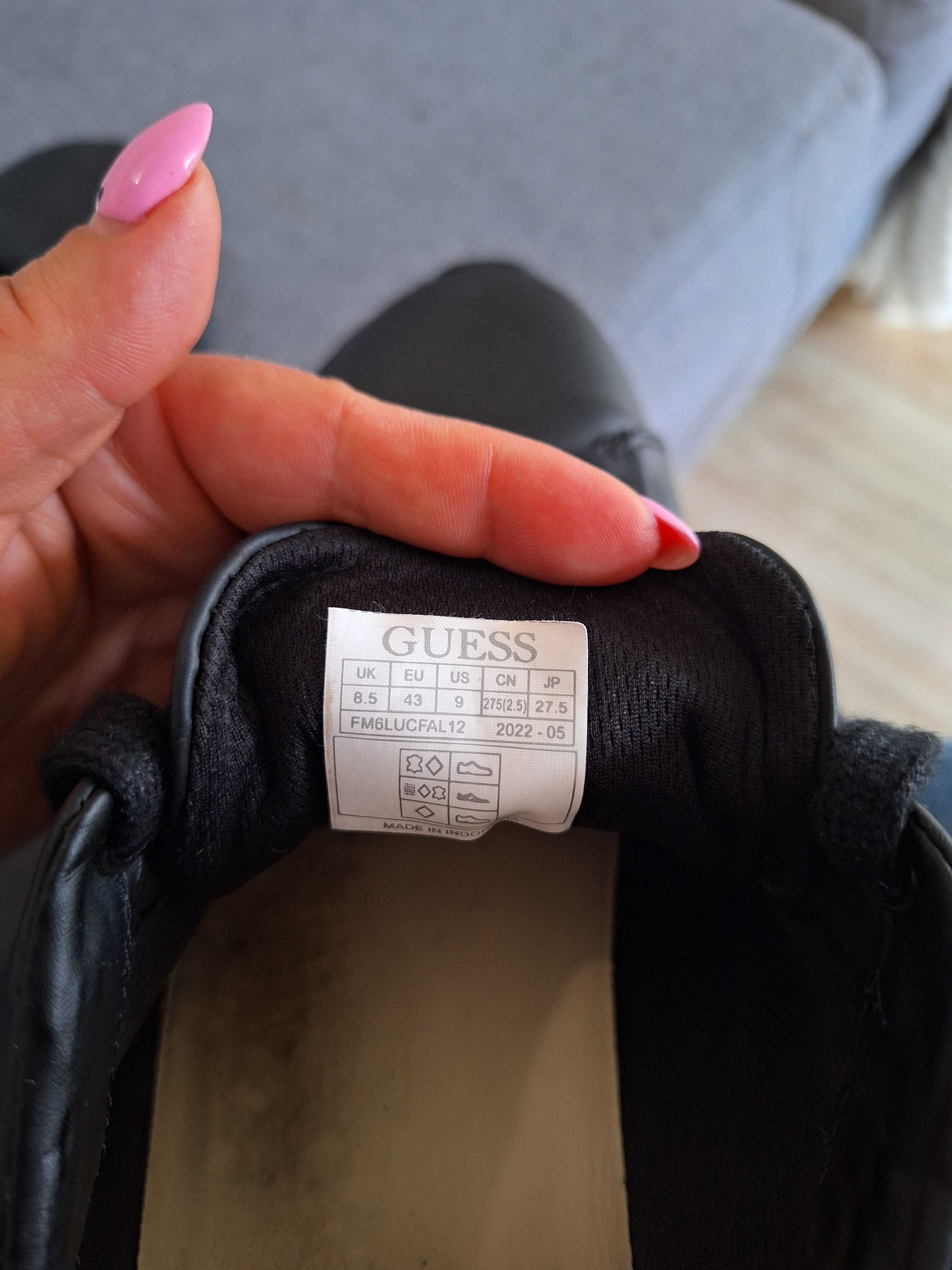 Buty męskie GUESS 43