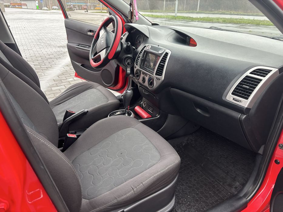Hyundai I20 1.4 автомат