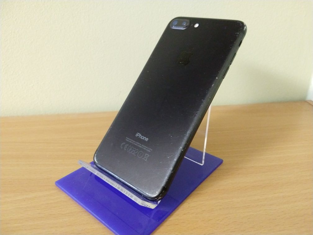 Iphone 7 plus продам.