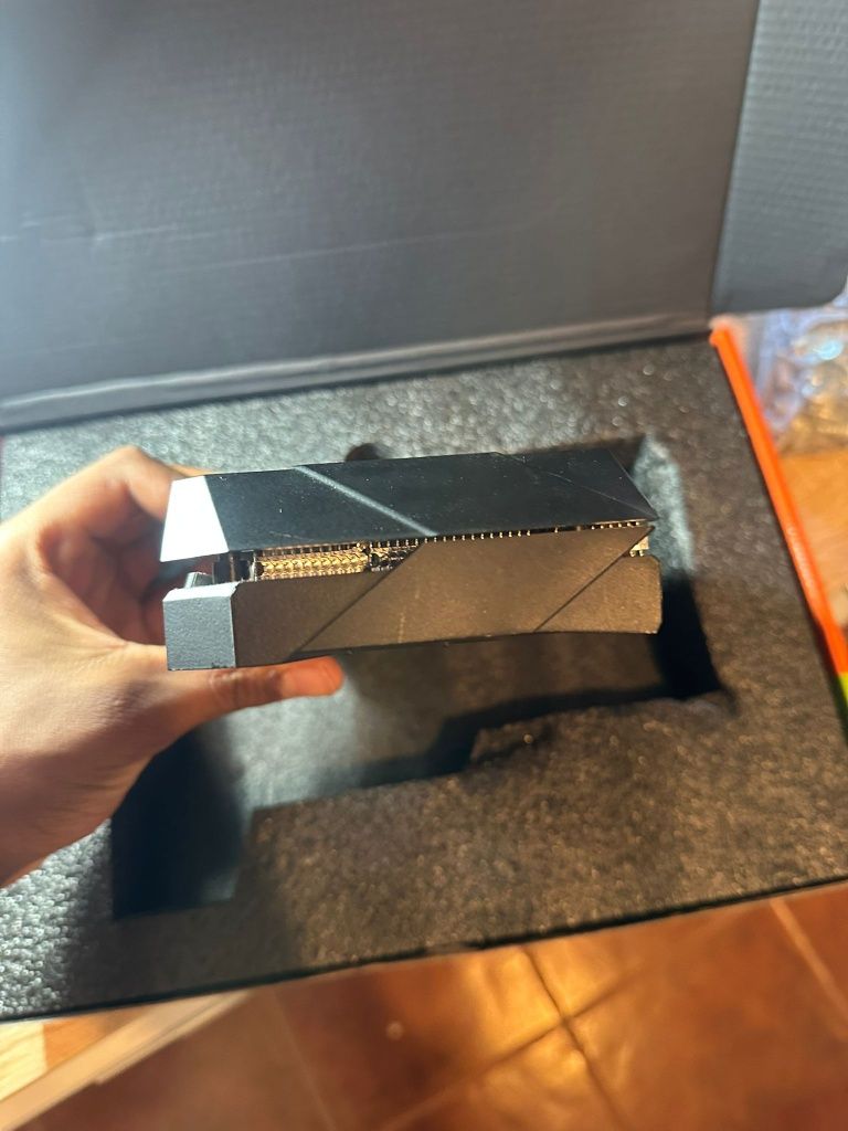 GTX 1660 ti, (usado)