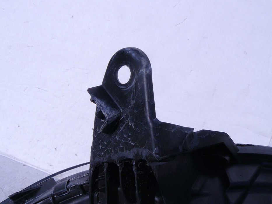 RENAULT CAPTUR I Lampa przednia prawa Czarna