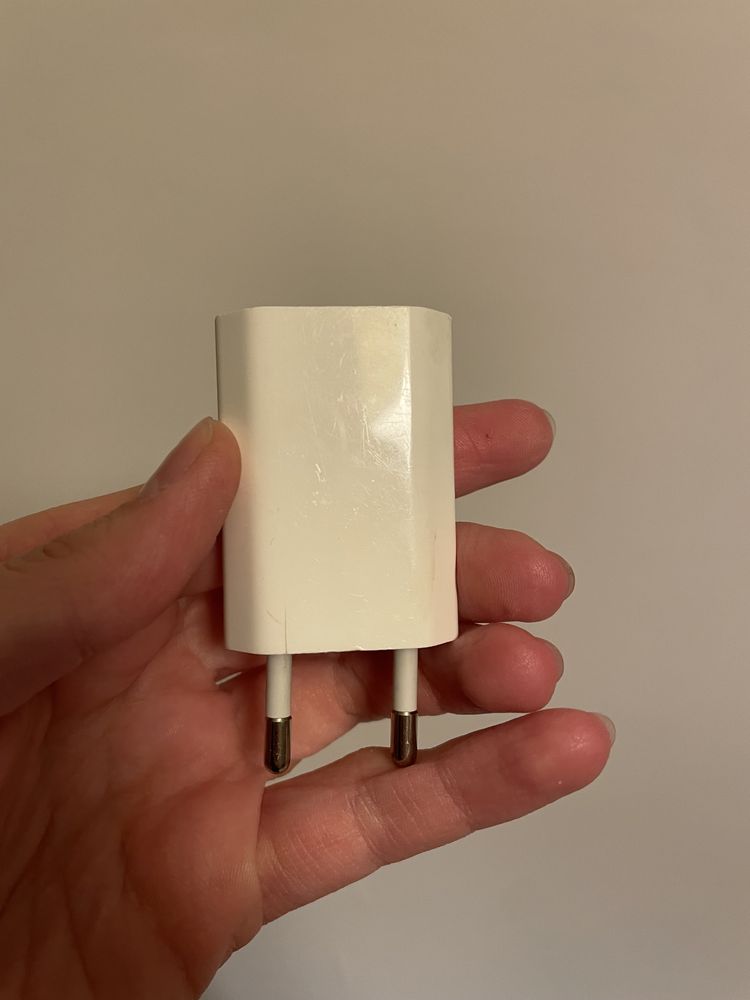 Kostka Apple z wejściem USB typu A