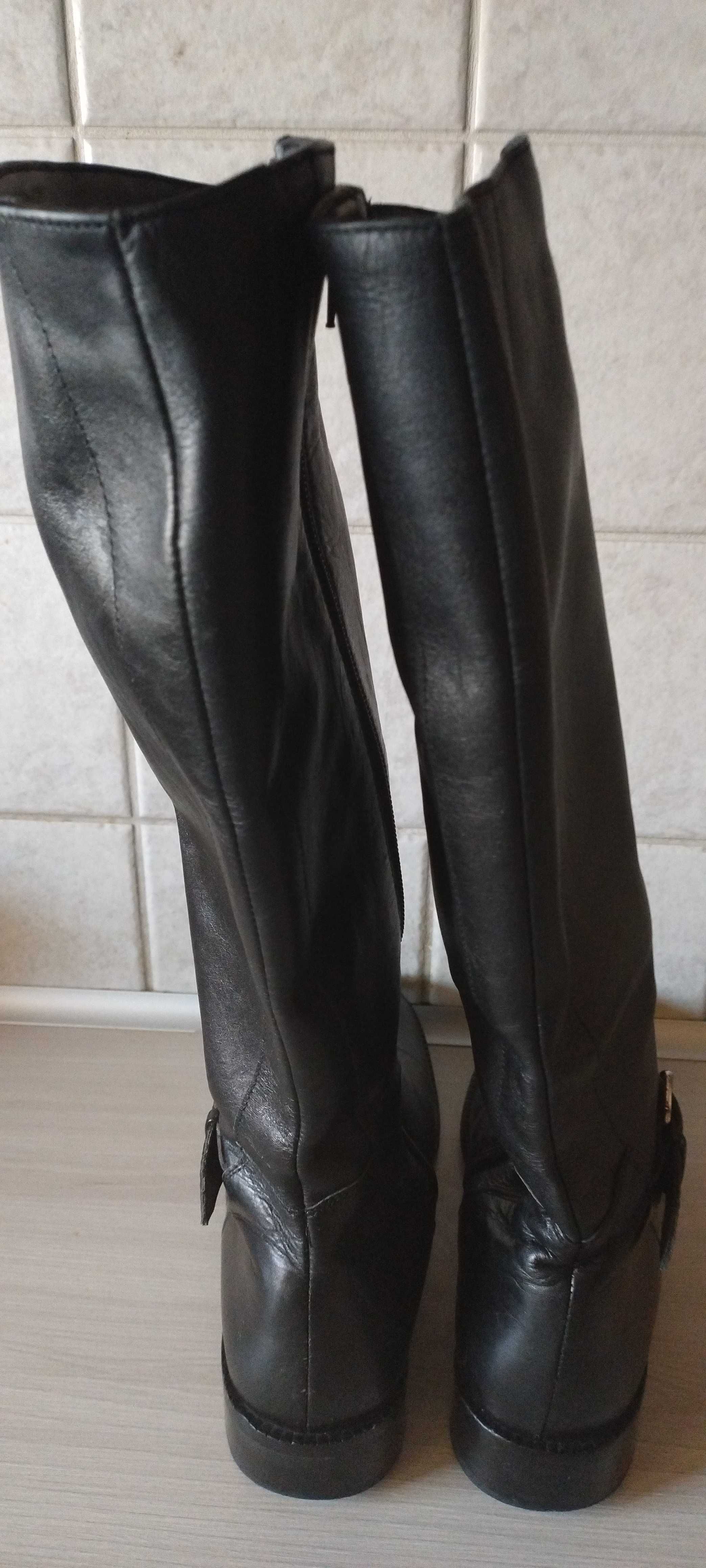 Buty damskie długie z naturalnej skóry .