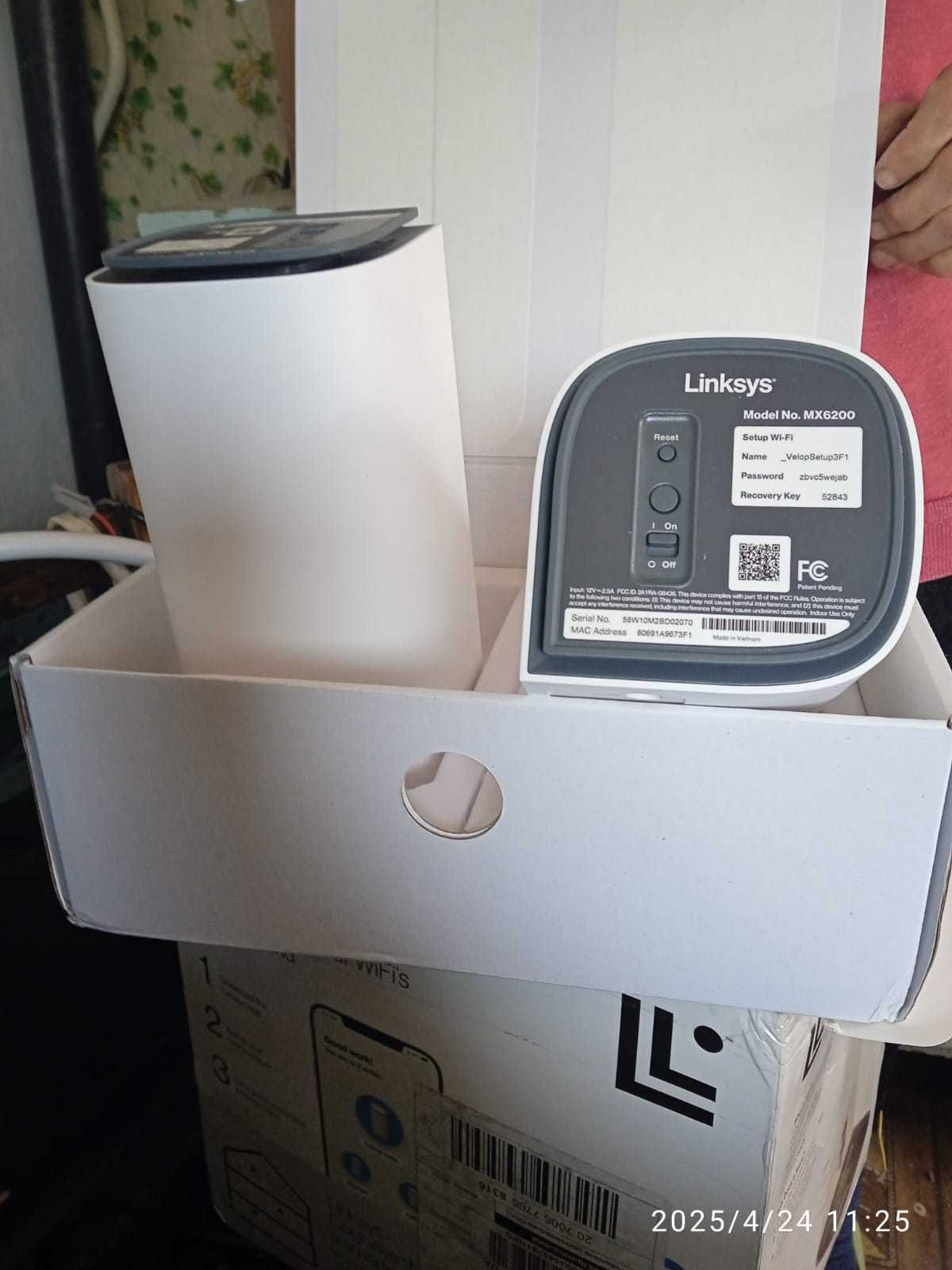 Роутер Linksys Velop Pro 6E MX6203. Комплект 3 шт. (Wi-Fi 6E, AXE5400)