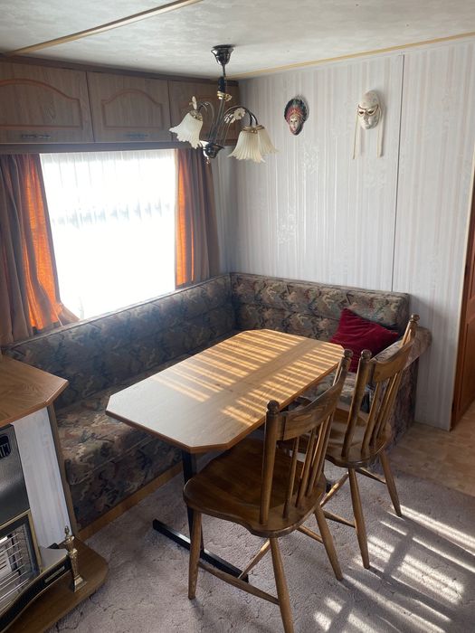 Domek holenderski angielski przyczepa kempingowa carawan