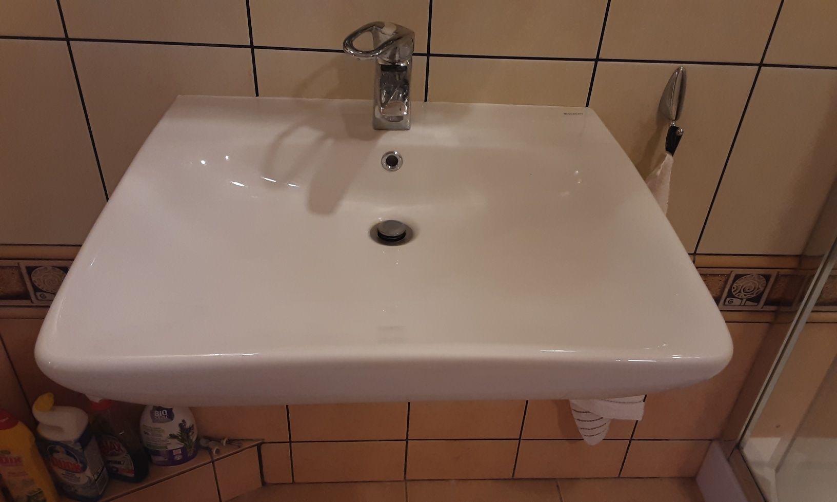 Umywalka firmy Geberit