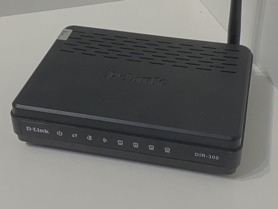 Роутер D-Link Dir-300 под восстановление или на запчасти