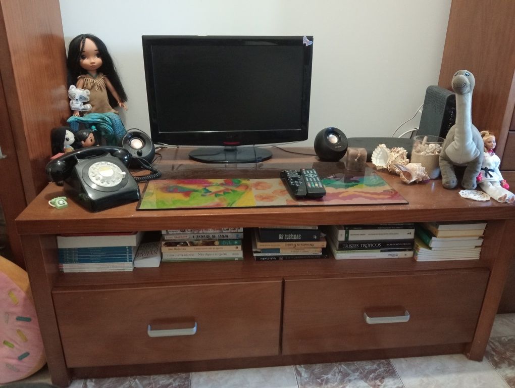 Conjunto de 4 móveis de sala (baixa de preço)