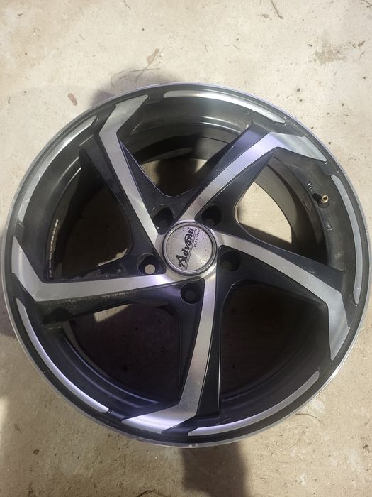 felgi 5x114.3 r17 kia,lexus stan bardzo dobry, nie spawane proste