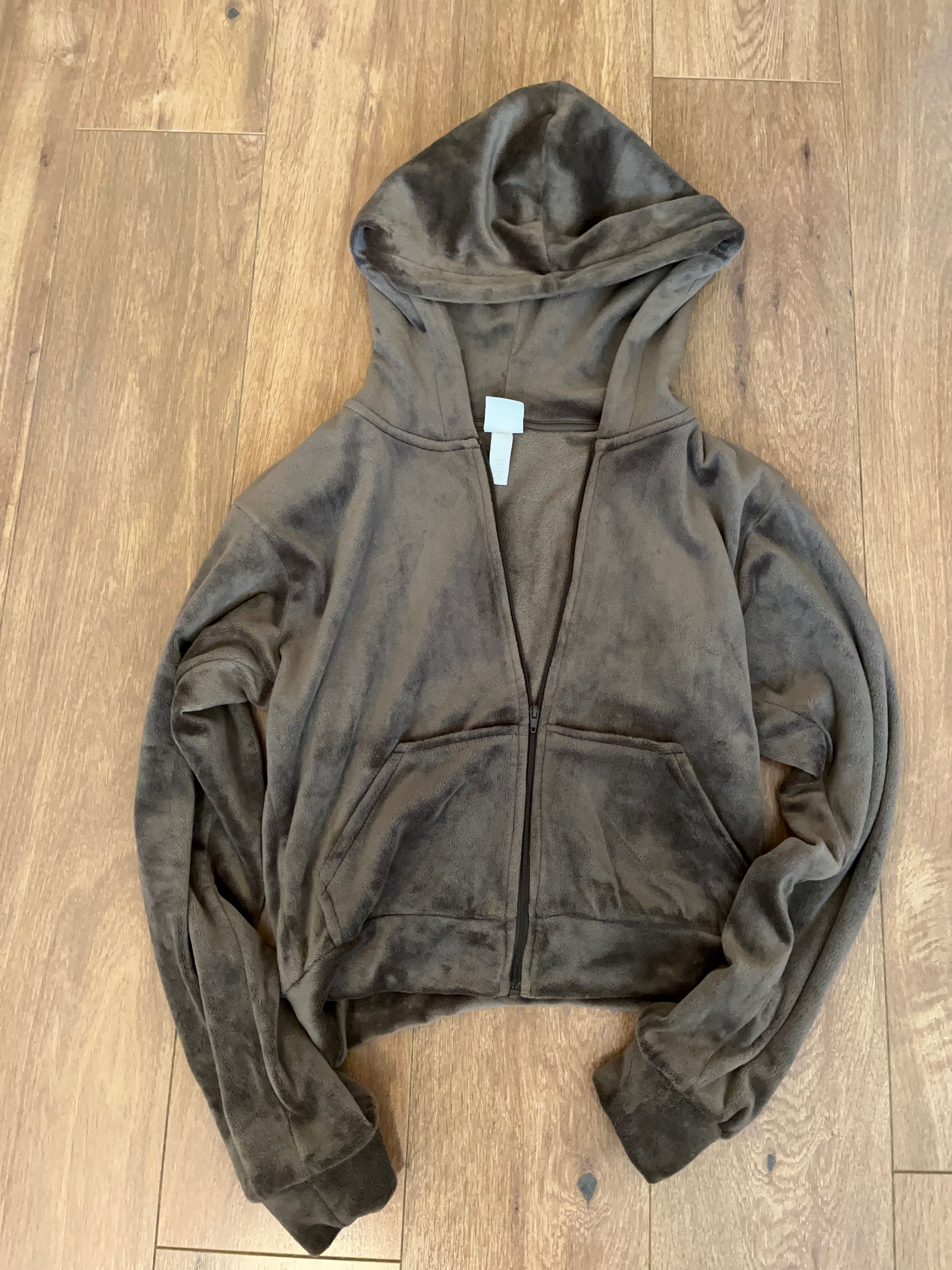 Krótka bluza welurowa