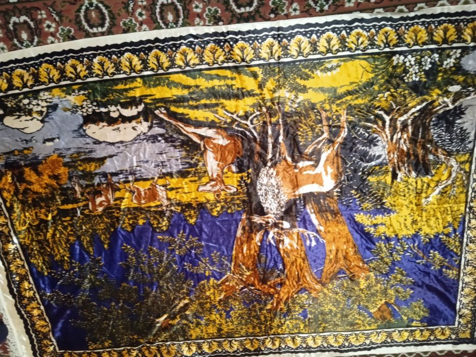 Старовинний ковер