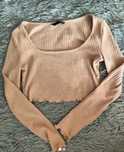 Top crop top bluzka prążkowana na długi rękaw dekolt