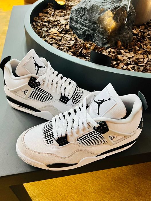 ButyDamskie Jordan‍ 4‍ Retro‍ Military‍ Black‍ Uniseks Roz.39