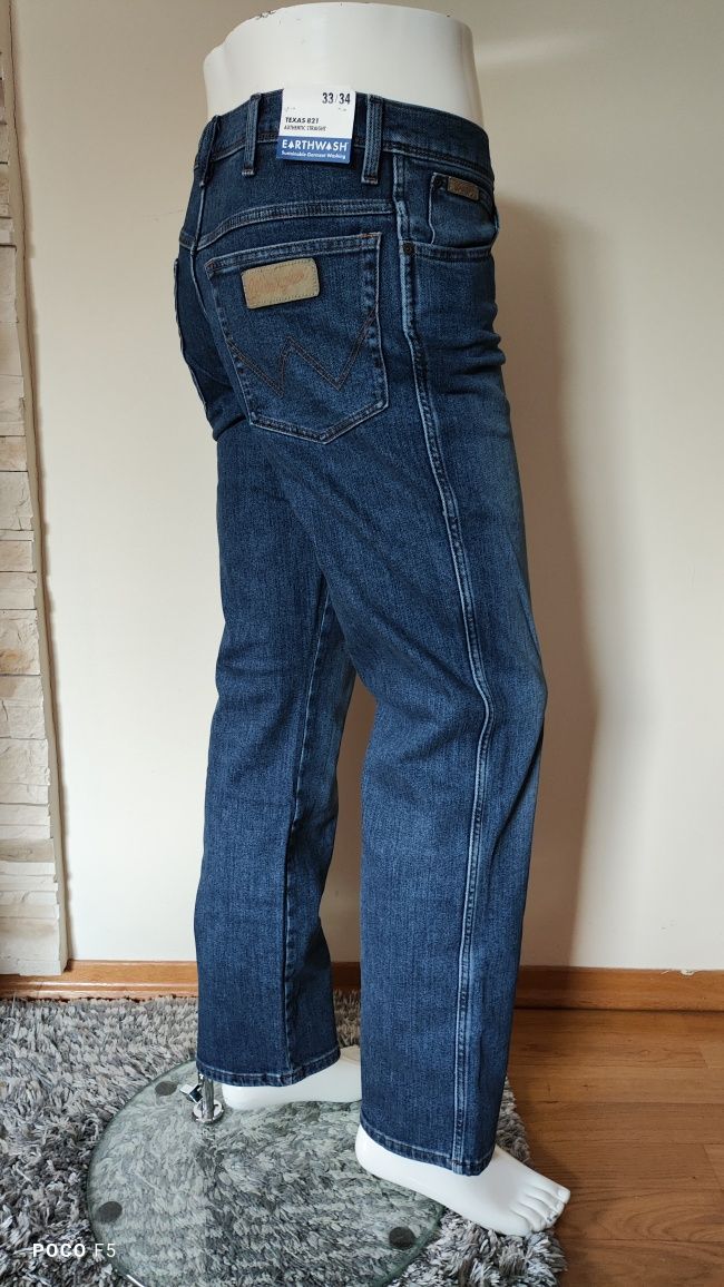 Wrangler Texas Straight The Moment męskie jeansy rozm 33/34 jak 33/32