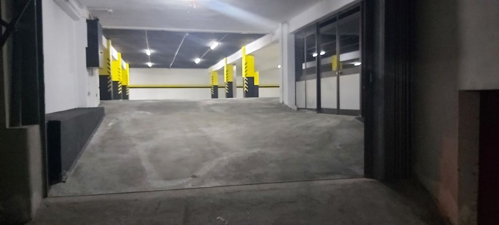 Lugar de garagem no centro de viseu