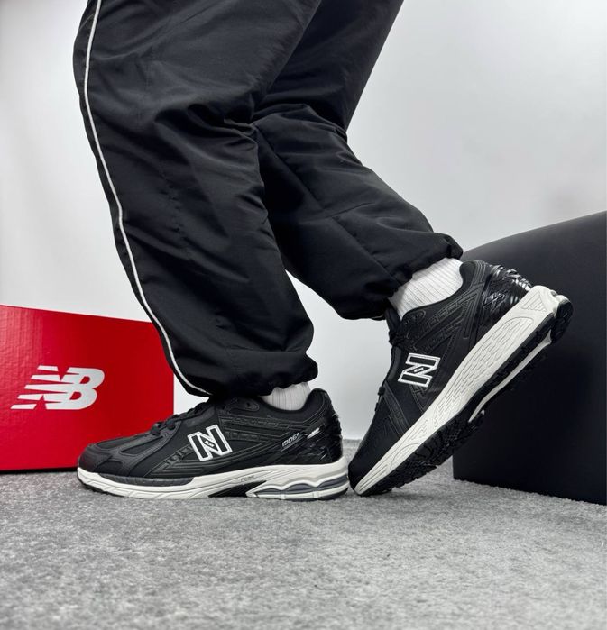 Кросівки New Balance Black  White 1906R Gore-Tex Cordura (41-46)