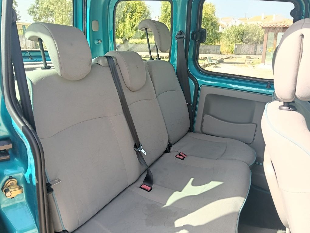 Renault Kangoo - 100.000km - 5 lugares