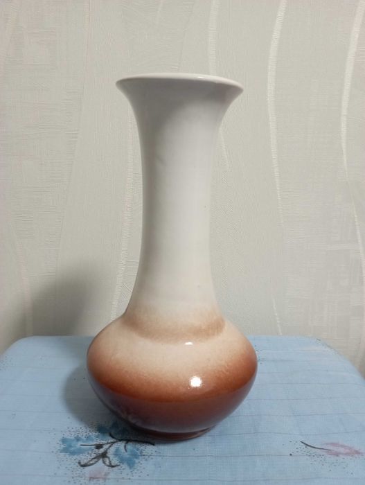 Ваза керамiка глина