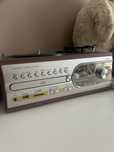 Radio z gramofonem i odtwarzaczem Watson