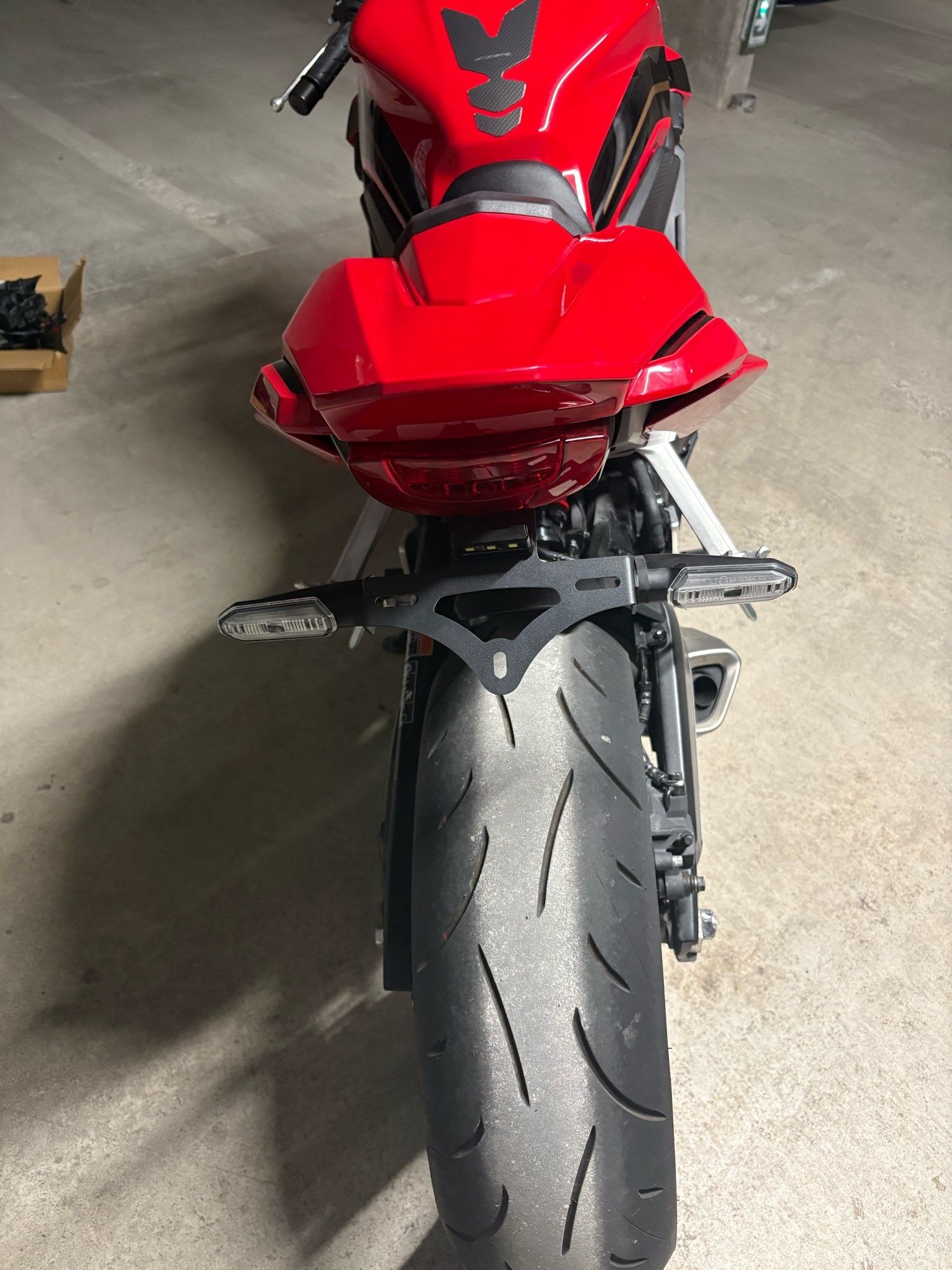 Suporte Matrícula HONDA CB650R / CBR650R