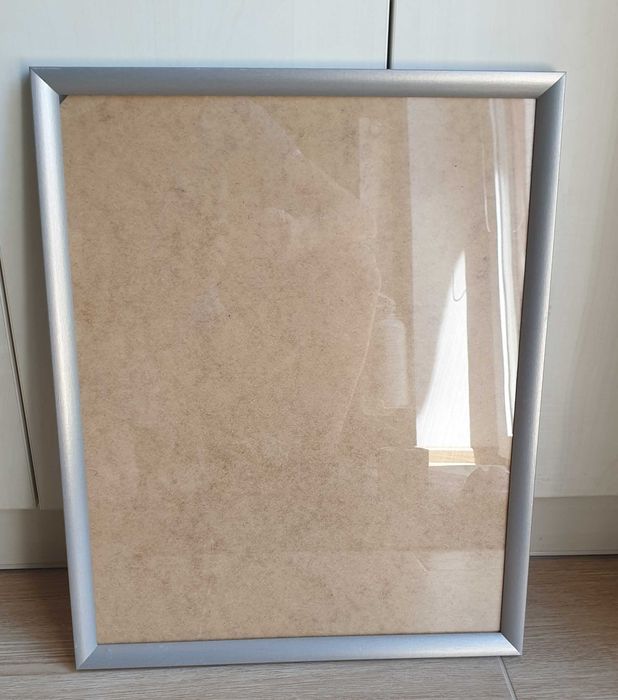 Ramka drewniana 53 x 43 srebna