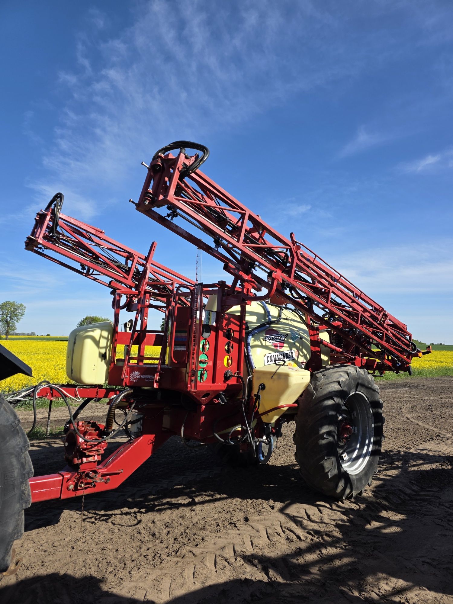 Hardi Commander 2800. 27-21 m