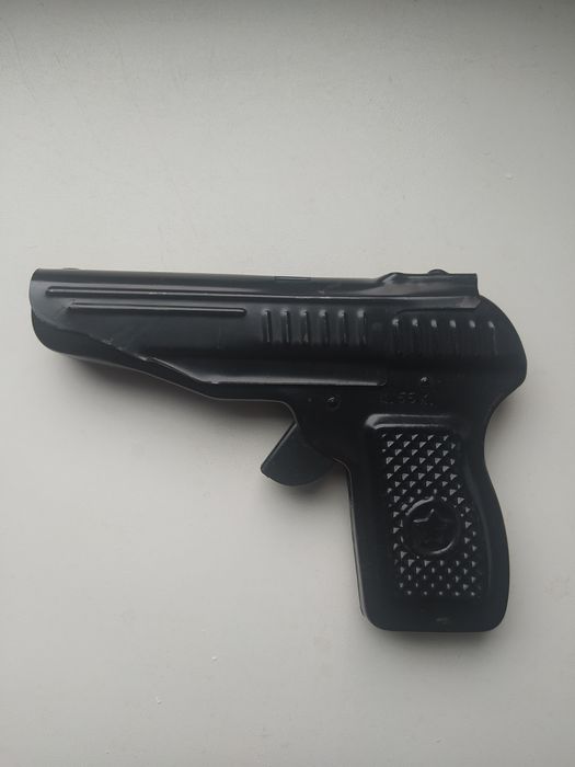 Пистолет игрушка советских времён