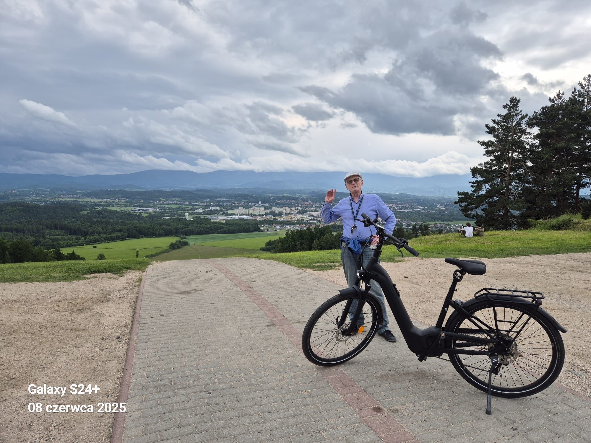 Wycieczki rowerowe Karkonosze dla seniorów