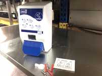 Dispensador / Doseador de sabonete liquido ou alcool gel