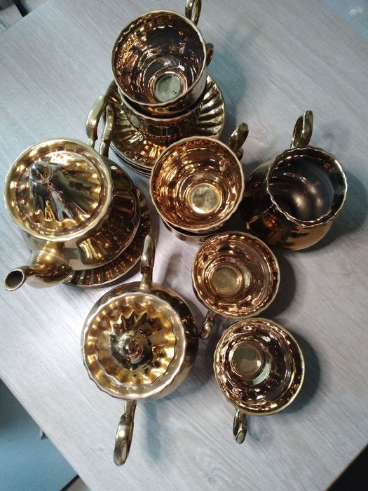 Чайний порцеляновий набір в золоті-15 од