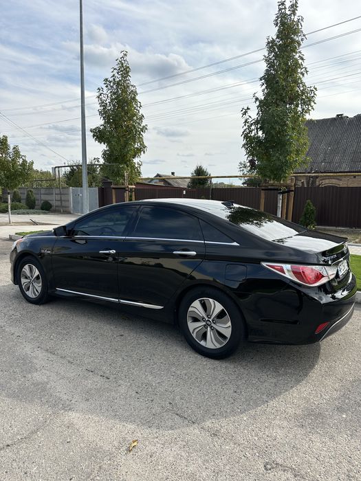 Продам Hyundai Sonata