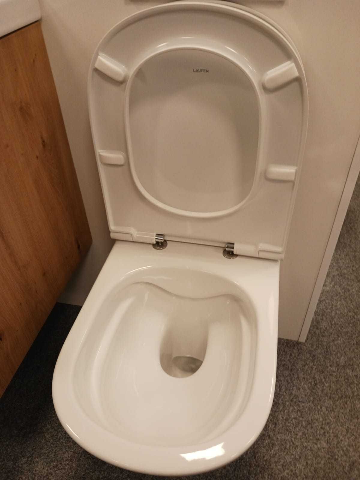LAUFEN LUA miska WC z deską