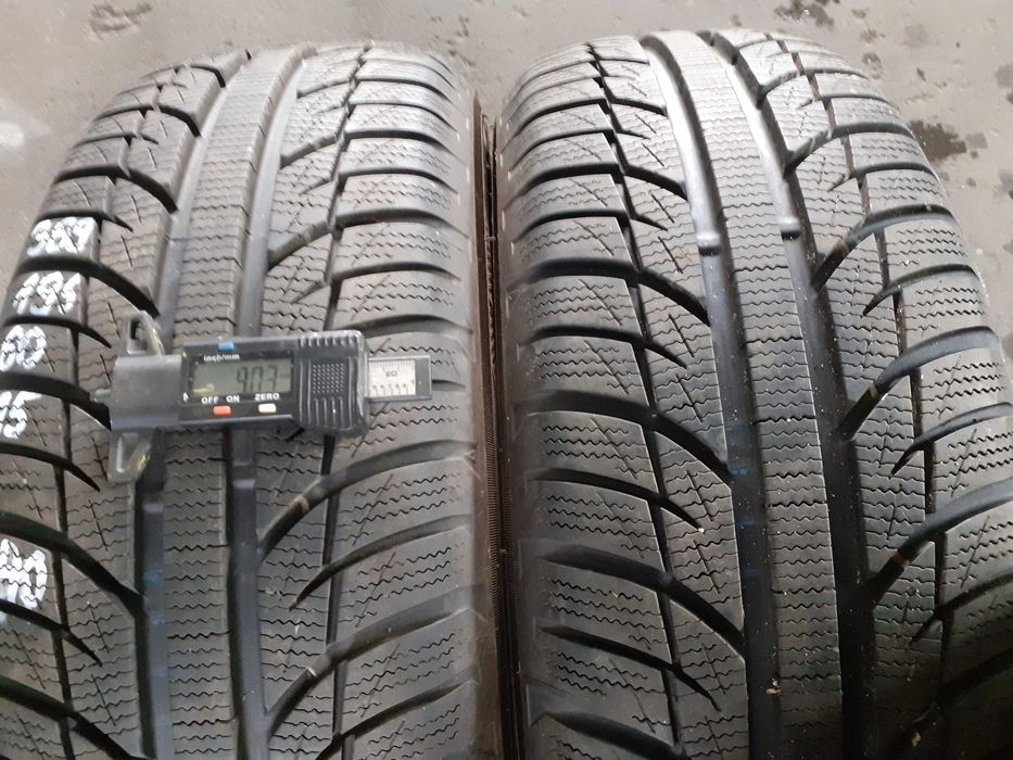 Para opon Toyo SnowProx S943 195/60 R15 88H Nr.389