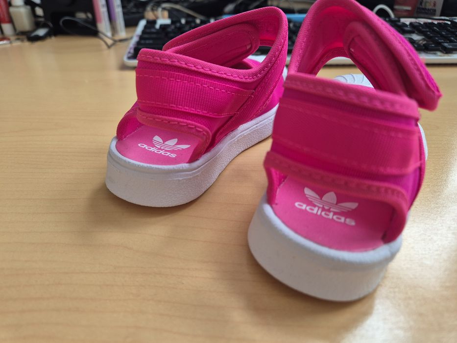 Sandałki dziecięce Adidas Superstar 23 różowe dla dziewczynki Nowe