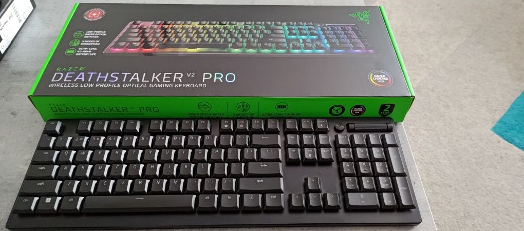 Razer Deathstalker V2 Pro