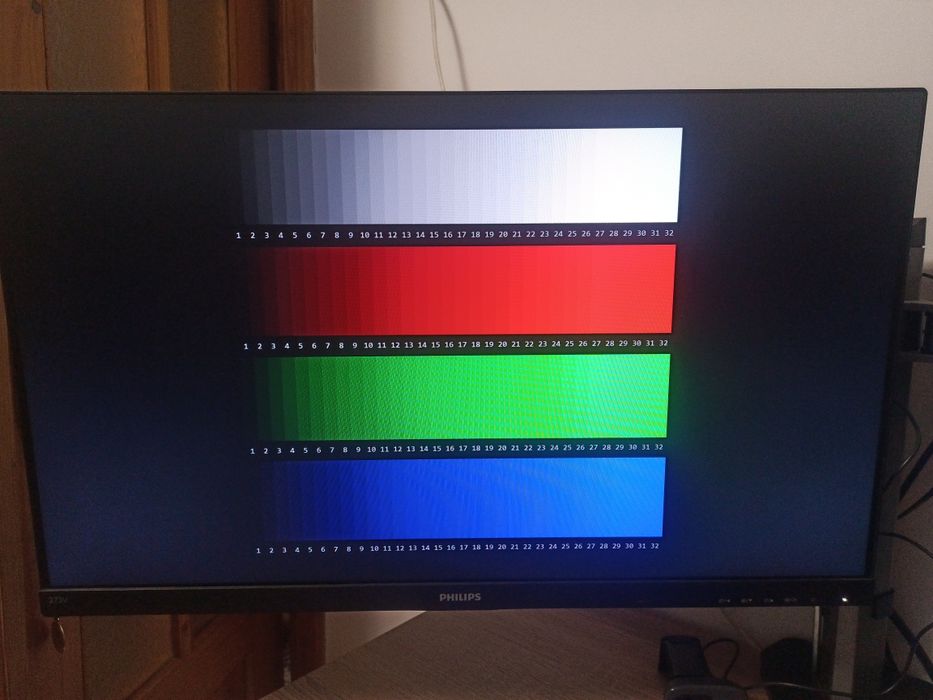 Монітор PHILIPS 273V7Q