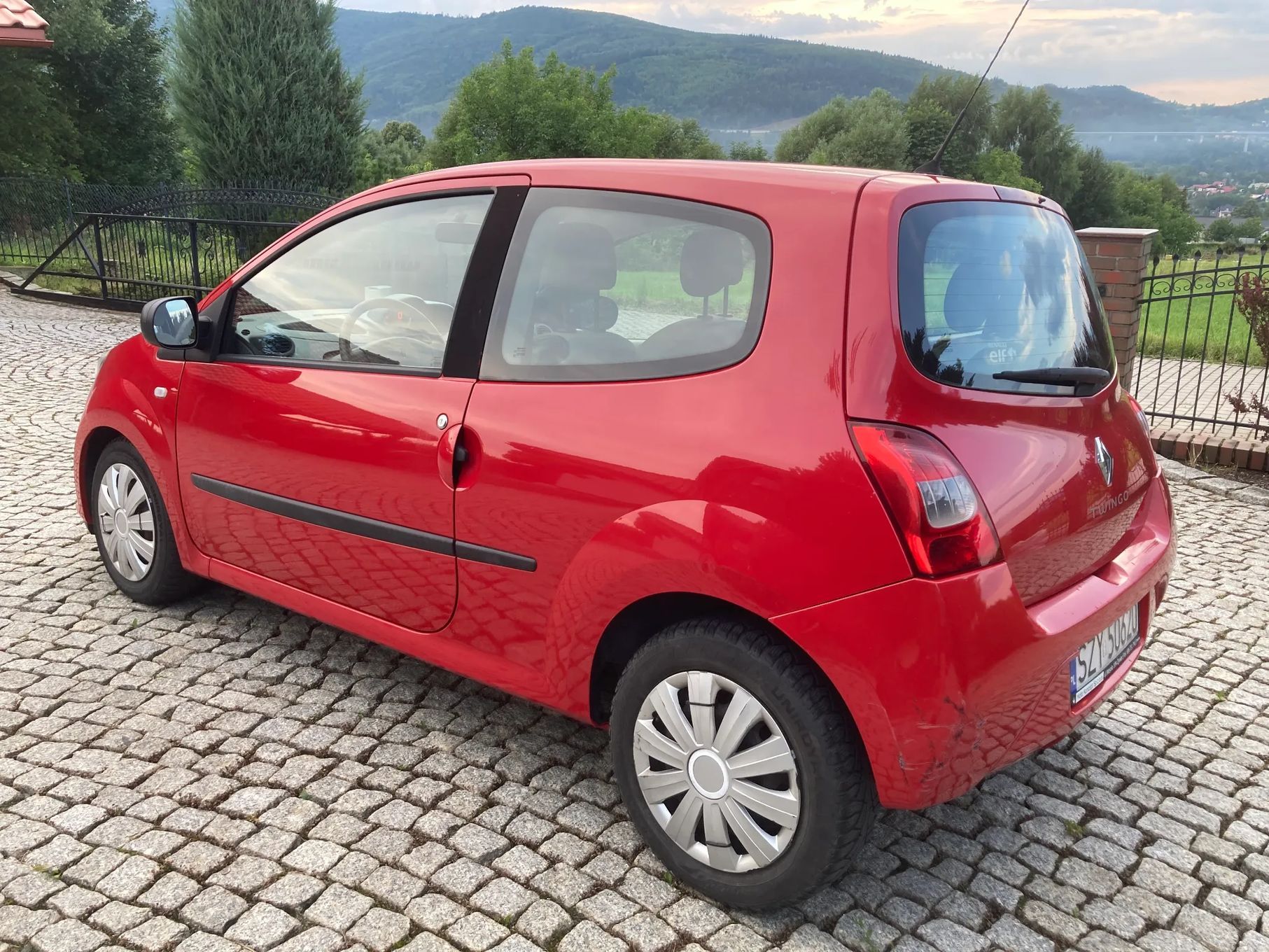 Renault Twingo Mały bolid na sprzedaż! KLIMA / Opony lato/zima