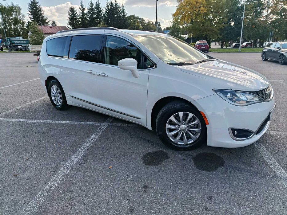 Chrysler Pacifica 3.6l V6 2017 7 osobowy