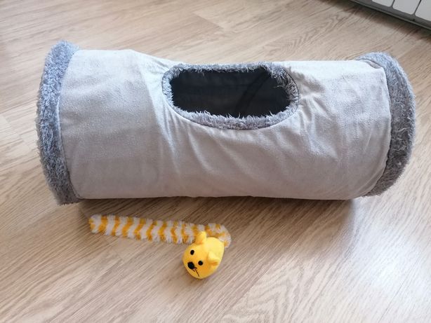 Tunel i zabawka dla kota